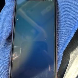 Red iPhone XR 128 MG Unlocked Looks And Runs  New!