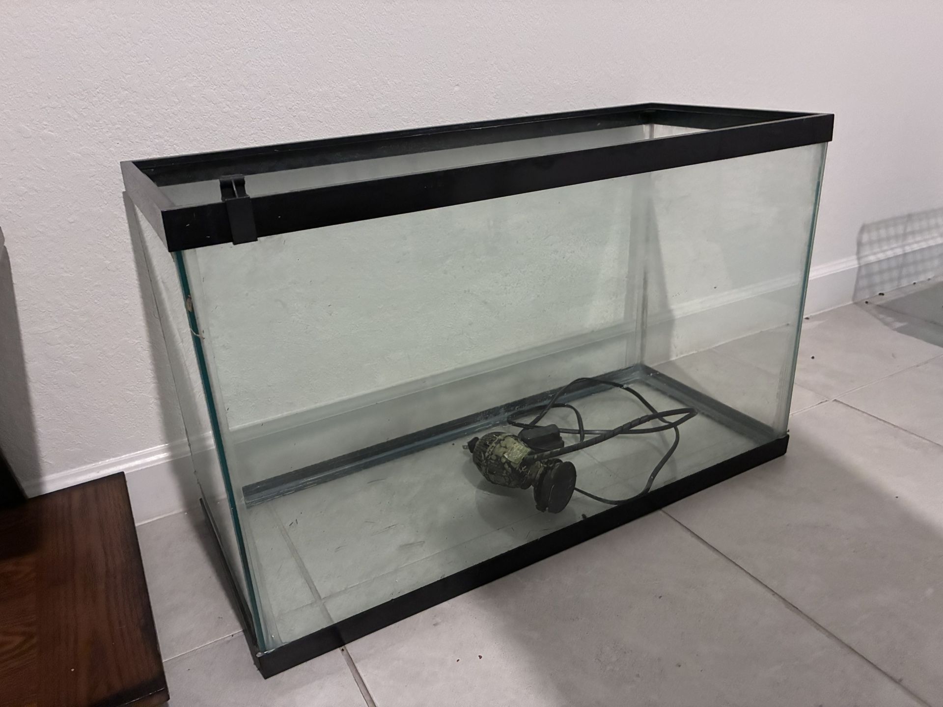 30 Gallon Fish Tank