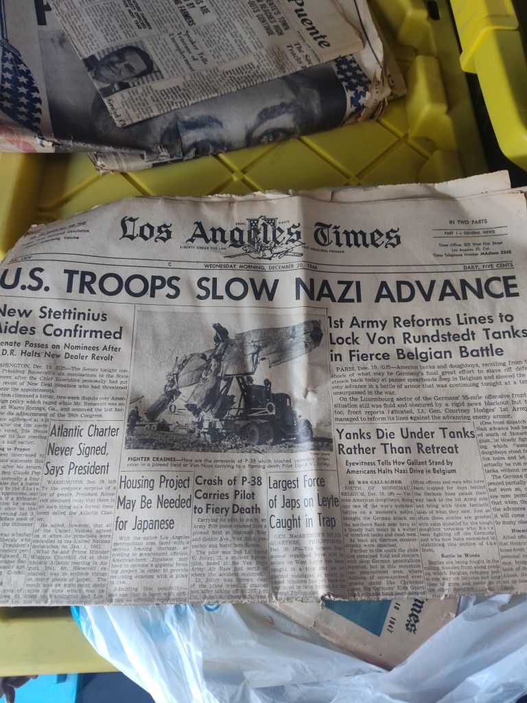 Los Angeles Times 1944 Newspaper