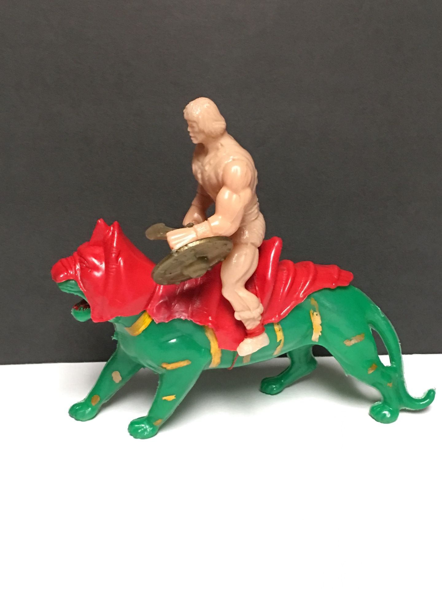 Mexican bootleg master of the universe heman and battlecat new