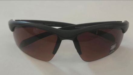 Pugs HRO UV 400 Protection Sunglasses Very Good Condition