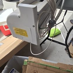 Electric Projection Screen