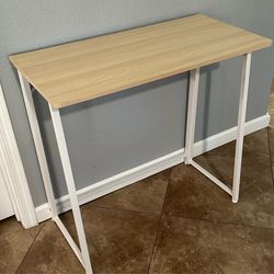 (NEW) 32” Width Folding Computer Desk