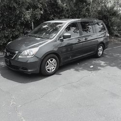 2005 Honda Odyssey 