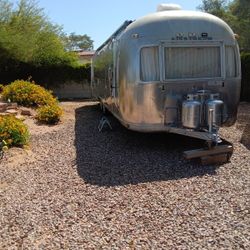 1978 Vintage Classic Airstream 30 Ft Good Condition In And Out
