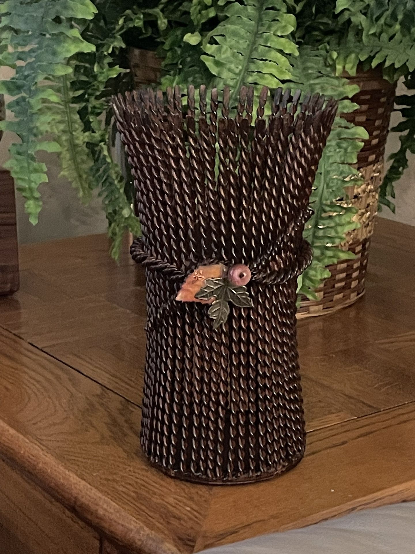 Metal Wheat Candle Holder