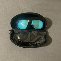 Oakley’s Sunglasses Holbrook 