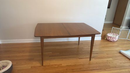 SOLID WOOD Mid Century Dining Table
