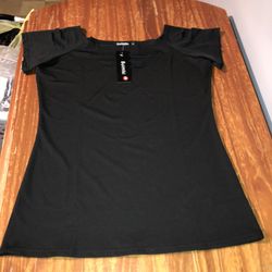 NWT Sumiki Size XL Black Ripped Stretchy Shirt