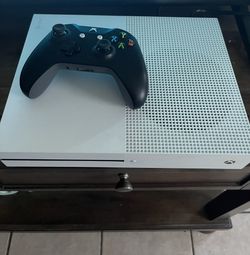 Xbox One S