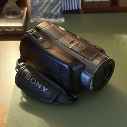 SONY HDR-SR11 Compact Video Camera