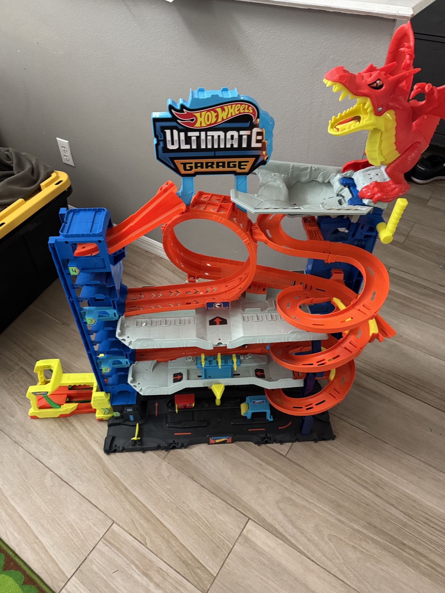 Hot Wheel Ultimate Garage