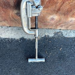 RIDGID PIPE CUTTER