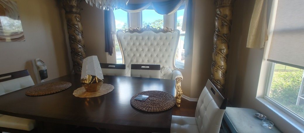 Beautiful Gold & White High Back Love Sofa