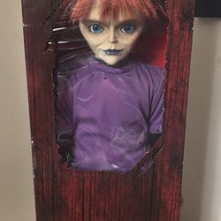 Spirit Halloween Boxed Glen Decoration - Chucky | Officially Licensed
