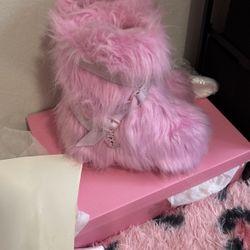 Fur Boots 