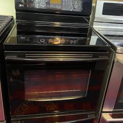 U-Line 1000 Series Undercounter Crescent
Ice Maker