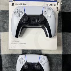 PlayStation 5 Controllers - White