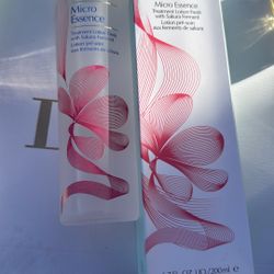 Estee Lauder Sakura Lotion Essence Authentic, Retail $90