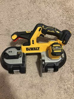 New Dewalt DCS379B 20V
Max XR Dual Trigger Band Saw, Trigger Handle (Tools only)
