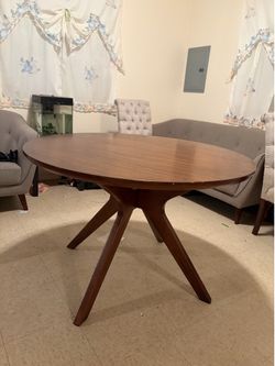 Mid century modern round table