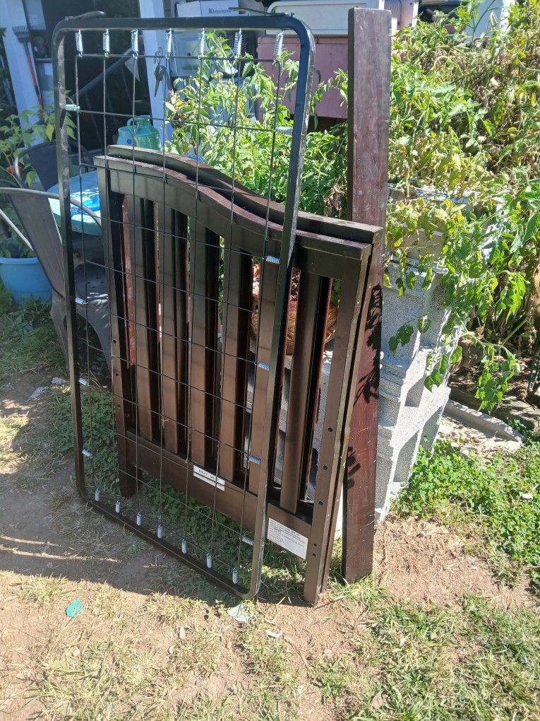 Solid Wooden Daybed Needs New Mattress And Screws And Bolts Twin Size