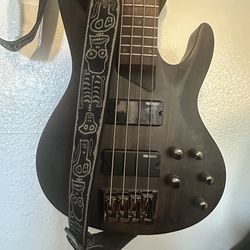 Bass Ltd guitar and Orange amp