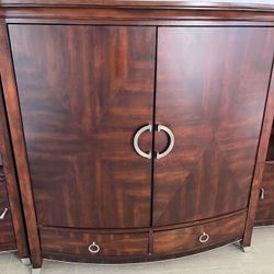 Entertainment Center