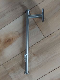 Like NEW Wall-Mount Paper Towel Holder