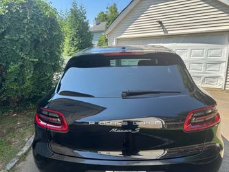 2016 Porsche Macan