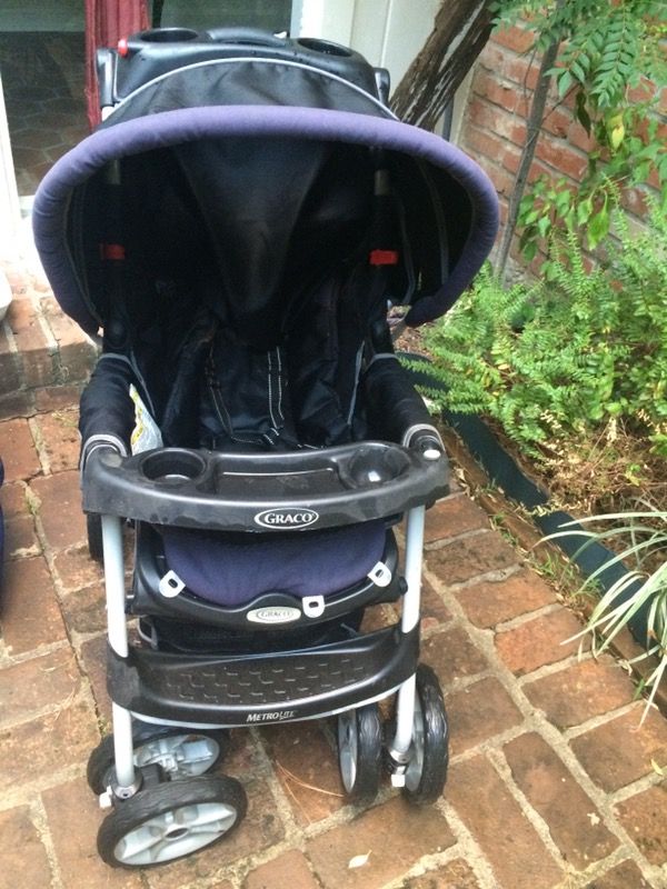 Graco stroller with infant car seat and base