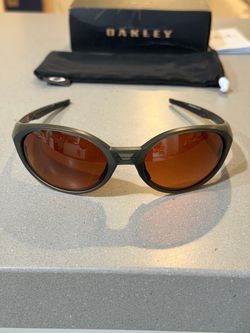 Oakley Eye Jacket Redux Matte Olive Ink Frame Prizm Brown Gradient Lenses OO9438 with Fuse AM Polarized Brown Replacement Lenses