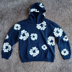 Navy Demin Tear Hoodie Size M