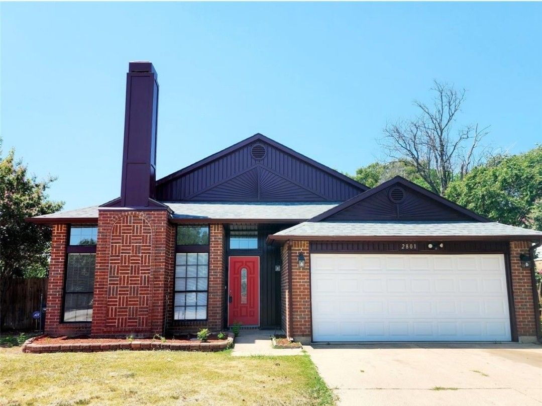 House For Sale / Casa En Venta