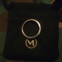 14kt White Gold Ring With Diamonds 