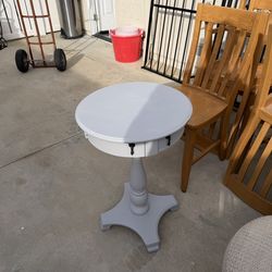 Soft Grey Painted Pedestal Side Table