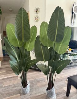 Pretty Artificial plant 6 ft tall set of 2 ! Brand New