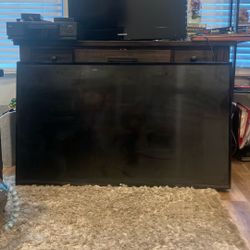 LG Flat Screen Great Condition 