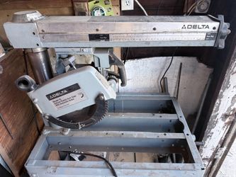 Delta Model 10 Deluxe Radial Arm Saw
