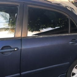 Toyota Corola 2004 .partes disponibles Motor 1.8 Millas 11700.transmicion Y Más Partes Disponible Preguntar Los Precios