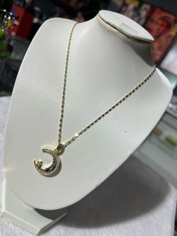 Cadena y medalla Oro laminado