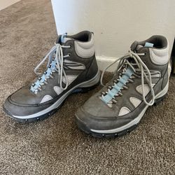 Hiking Boots *basically Brand New