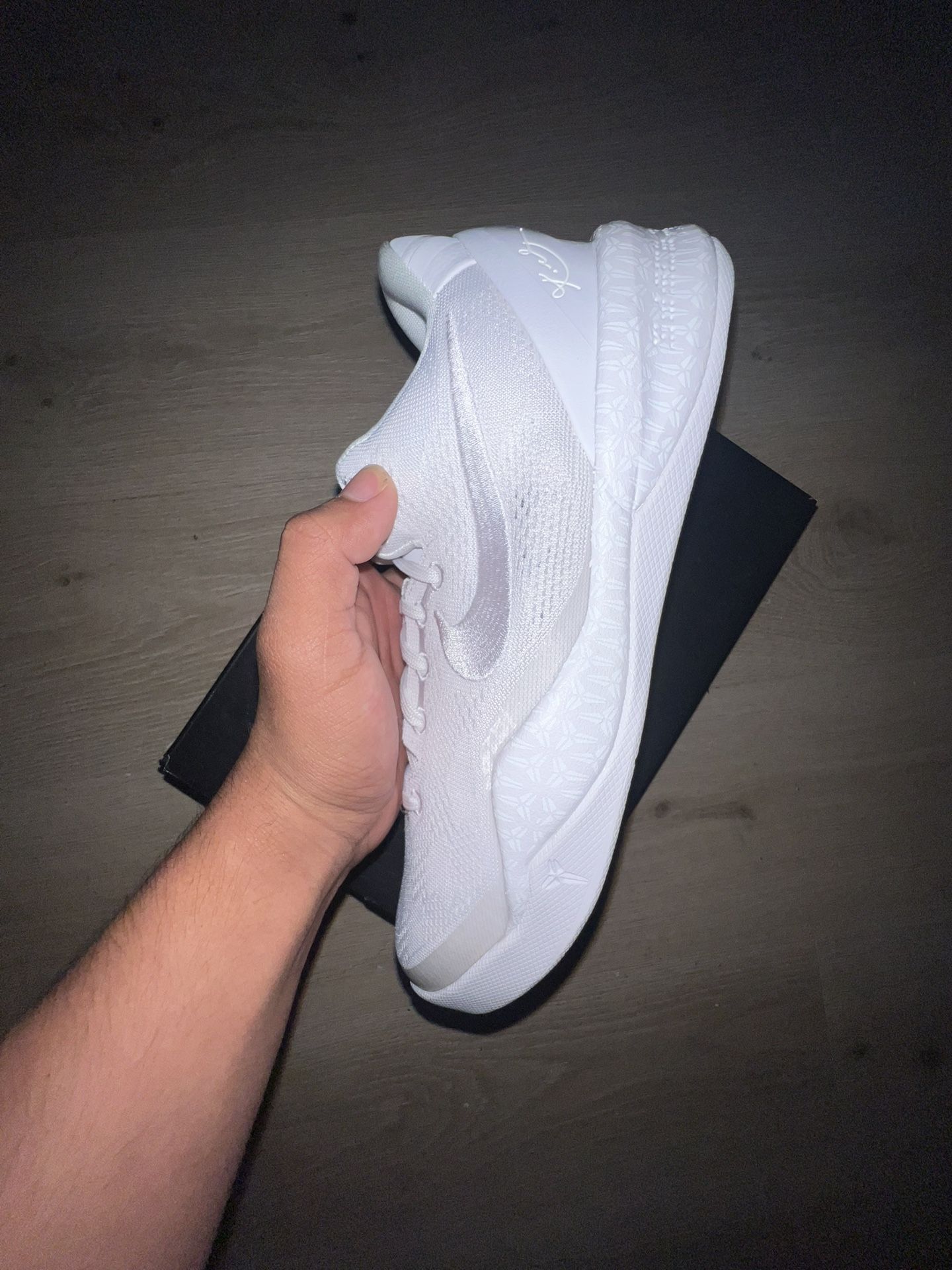 Nike Kobe 8 Protro “Halo”