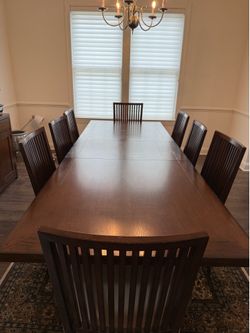 RH Dining Set+8 chairs (2 arm)