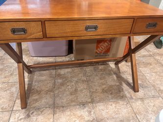 Writing desk and chair