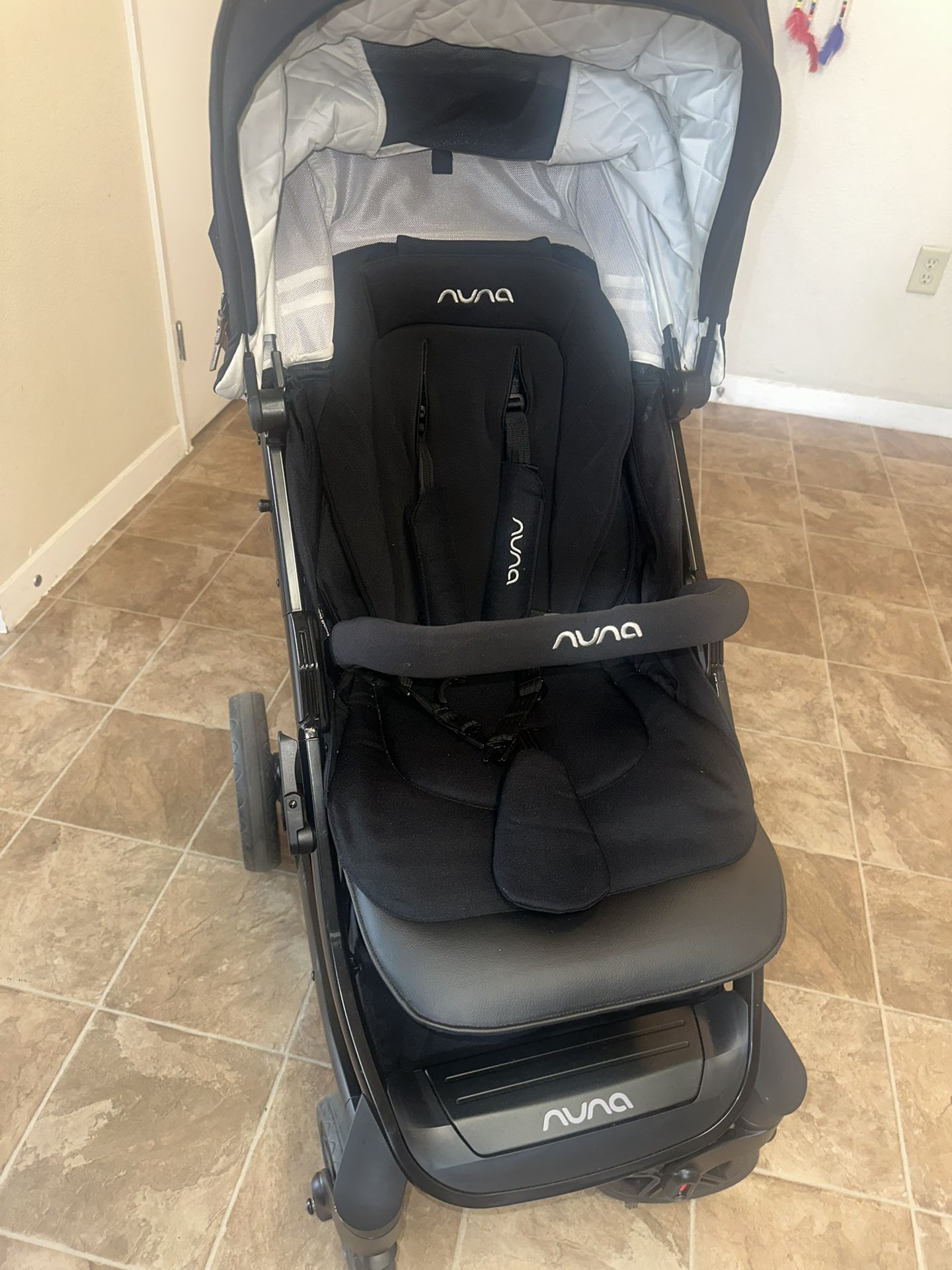 NUNA TAVO STROLLER