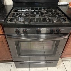 Frigidaire stove