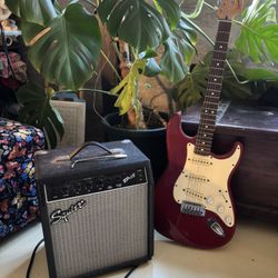 Fender Squier Stratocaster Standard Red