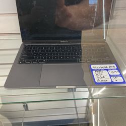 MacBook Pro 2022
