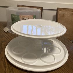 Figmint cake stand